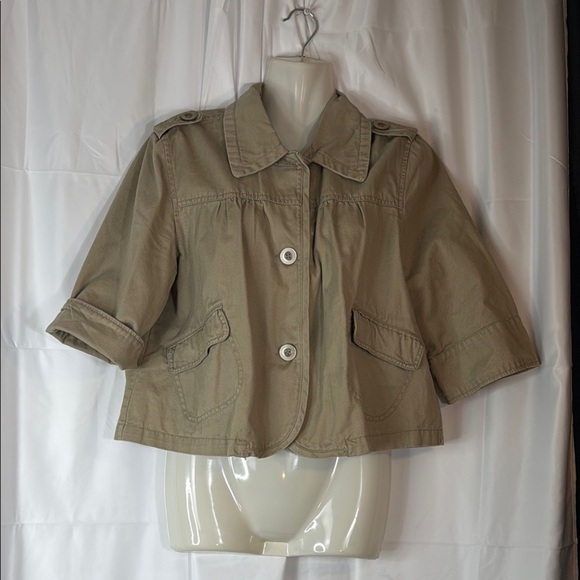 Chic Tan Button-Up Jacket - Picture 6 of 11